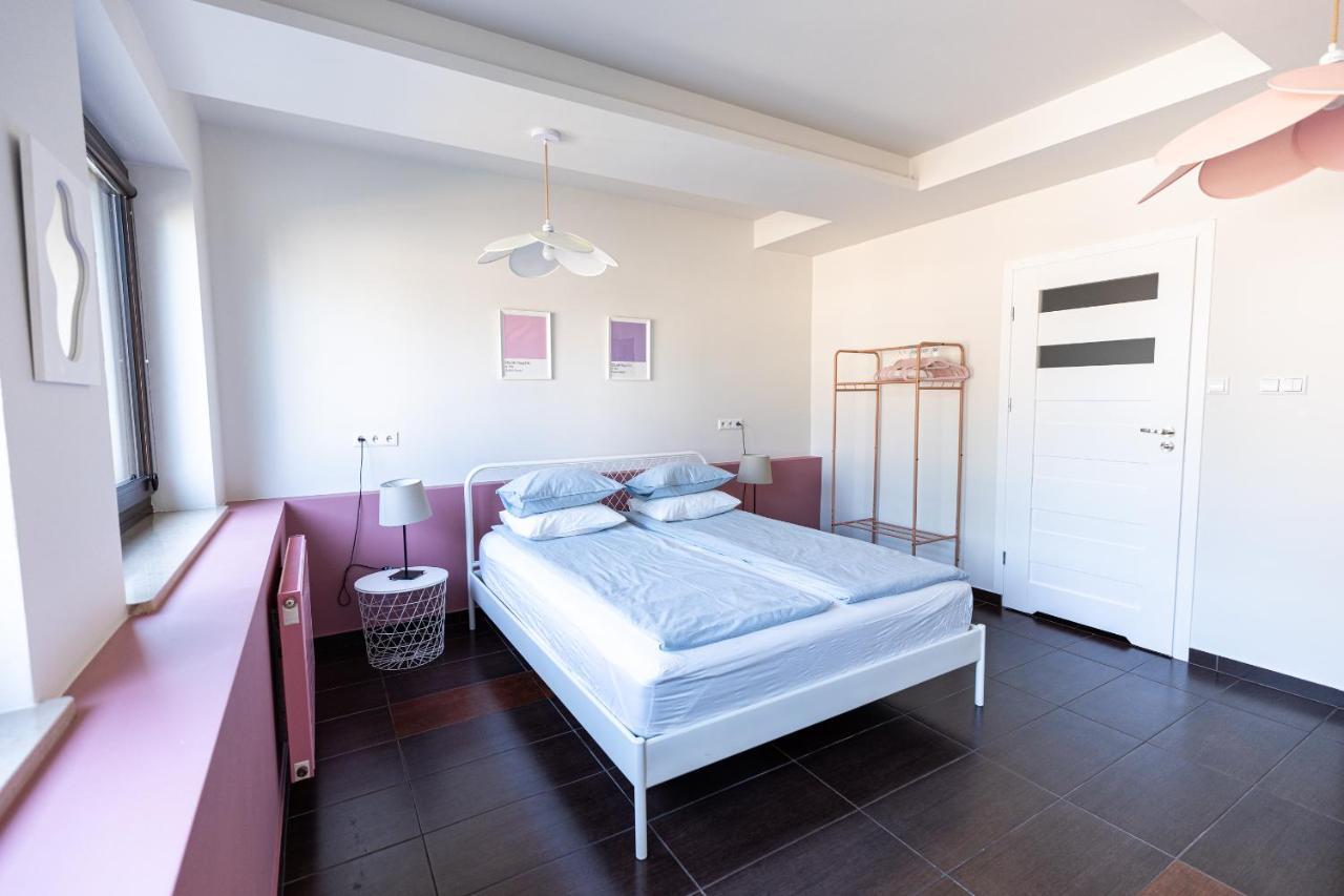 Modern House In Old Town Numero 5 คราคูฟ ภายนอก รูปภาพ